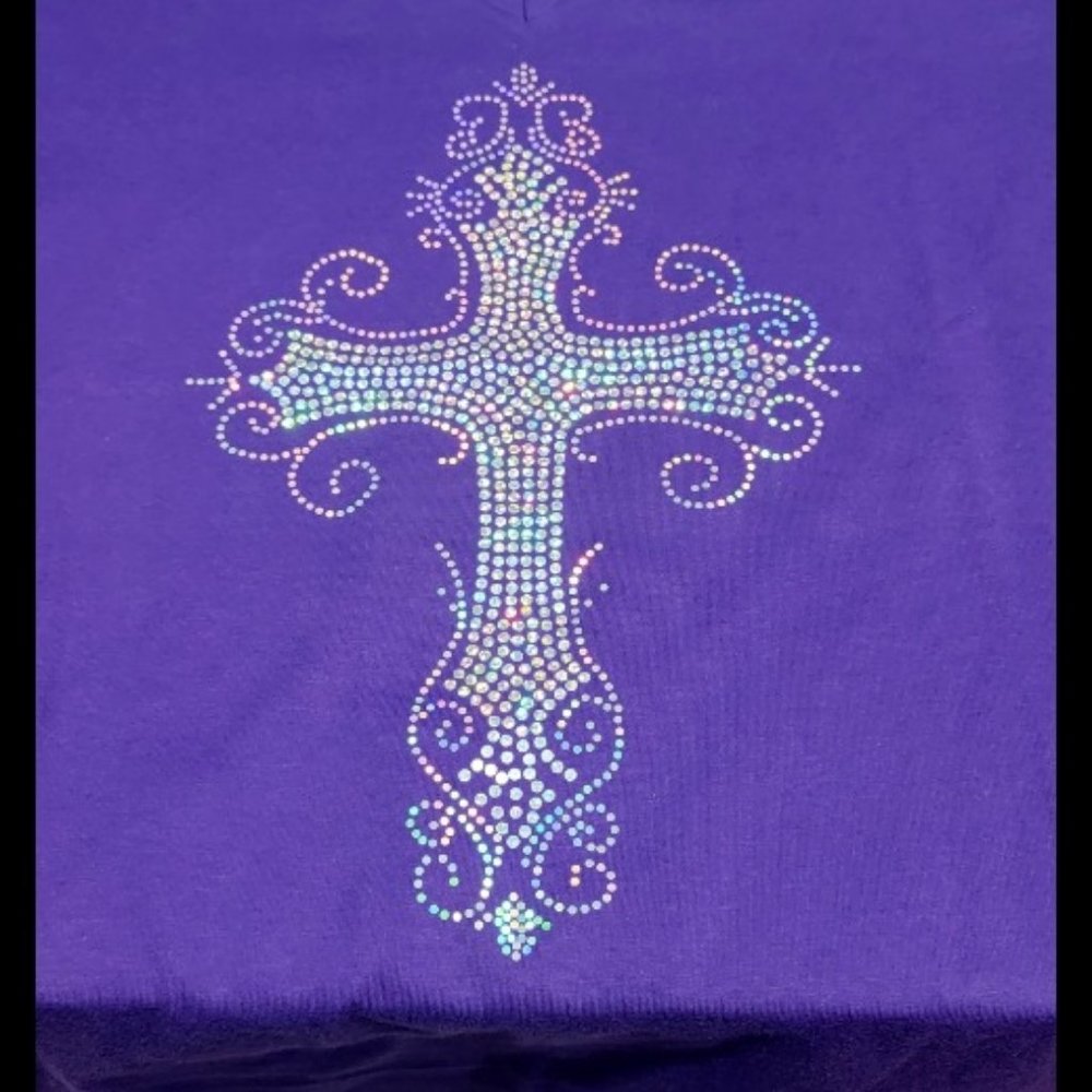 NWT Womans Crew Neck Halogen Cross Spangle T Shirt